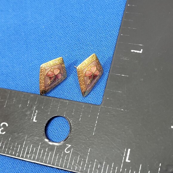 Gold Tone Clover Stud Earrings With Enamel Inlay & Greek Key Border Vintage - Picture 4 of 4